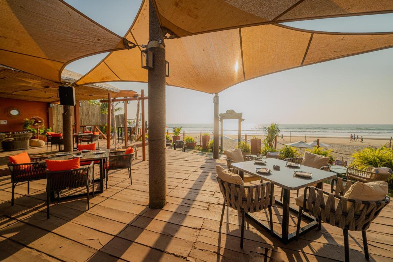 Living Room Beach Resort Морджим Екстер'єр фото