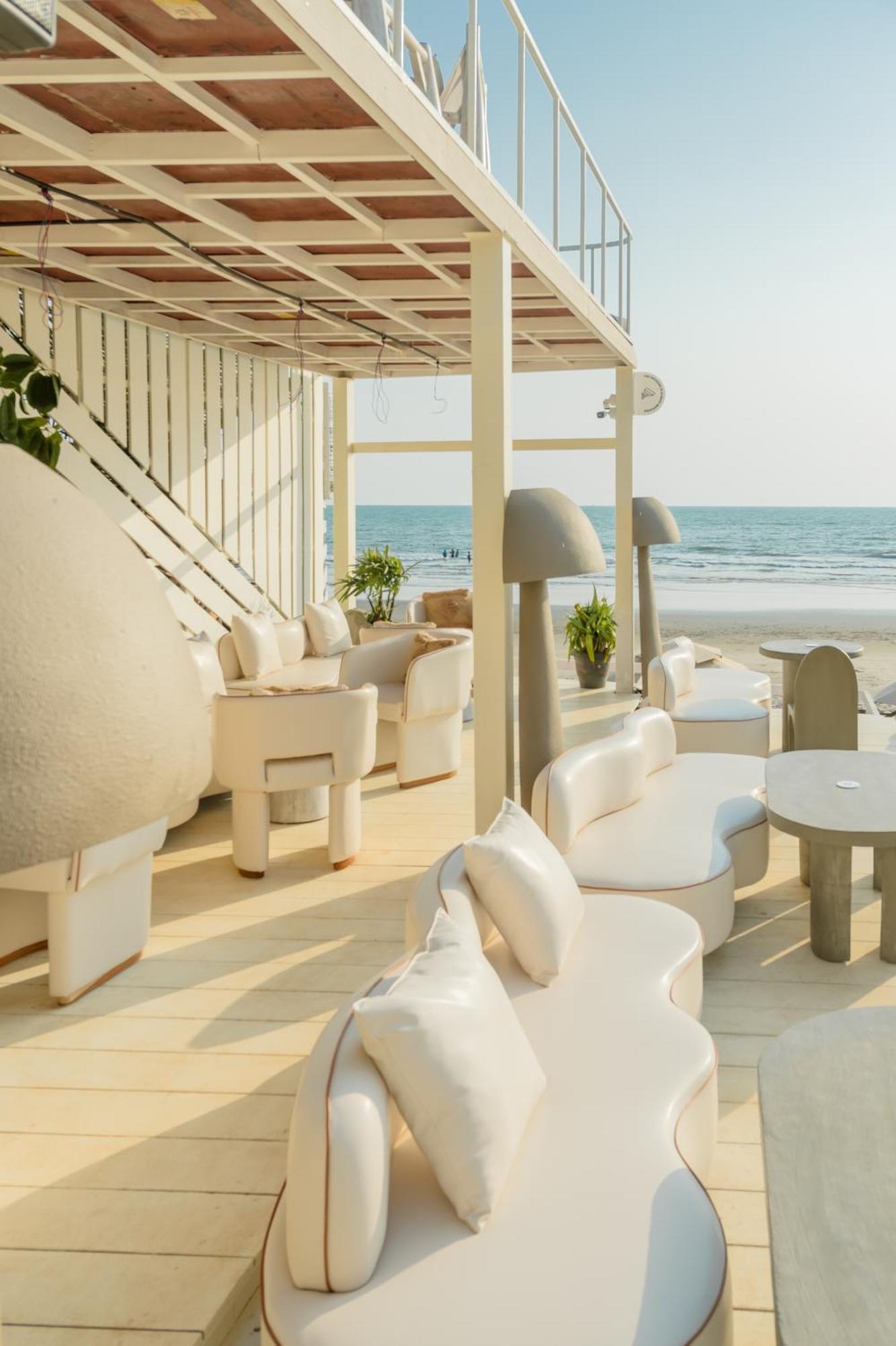 Living Room Beach Resort Морджим Екстер'єр фото